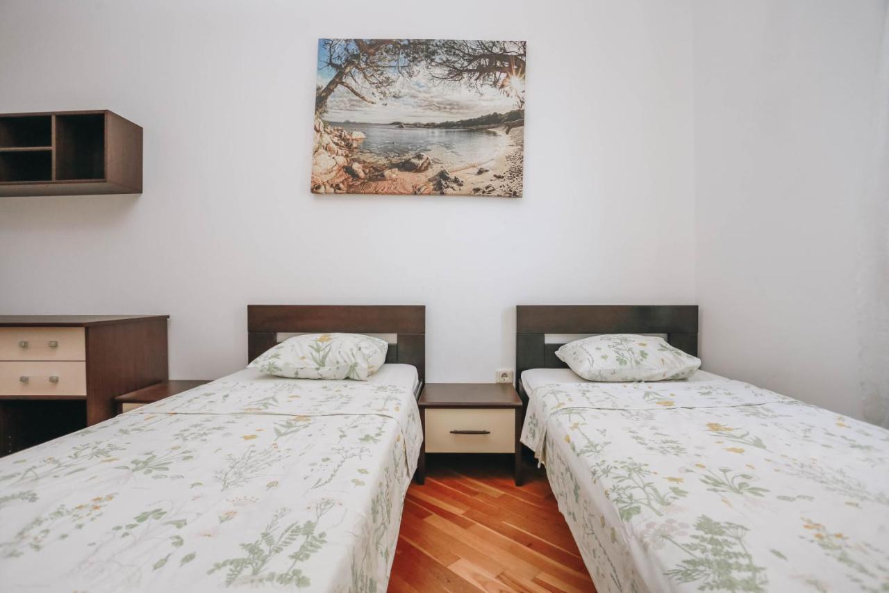 Apartment Near Ponta Nova Of Rafailovici Bečići 外观 照片